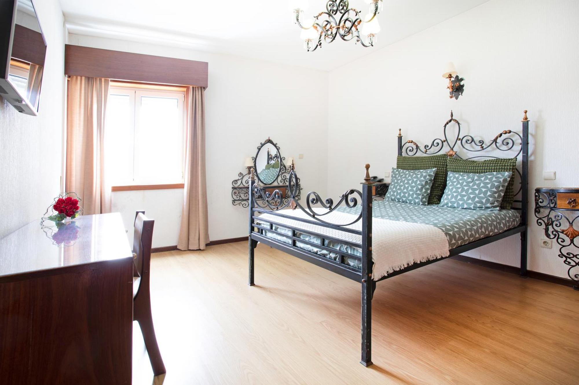 Porto Je T'Aime - Solar Sao Joao Hotel เซาโจเอา ดา มาเดย์รา ภายนอก รูปภาพ
